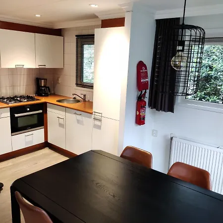 Huisje Weltevree Met Hottub Apartment Beekbergen